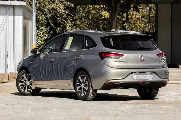 我很喜欢蓝色阅朗,时尚而又亮亮的颜色