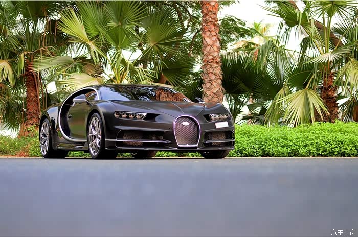 迪拜土豪的国度布加迪随处可见的豪车