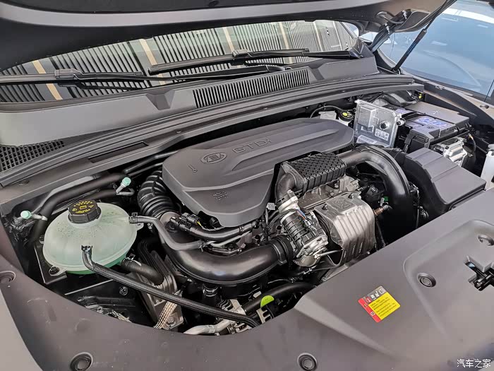 五菱凯捷280t全新的15t涡轮增压动力升级大变样