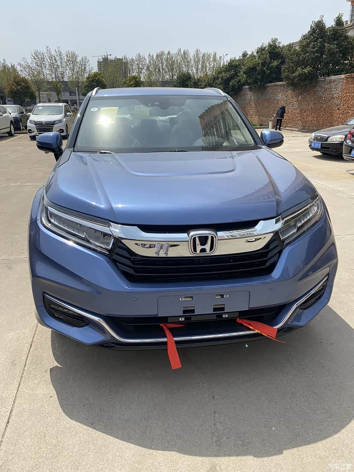 想问下新款冠道的这个威尼斯蓝现场看的咋样