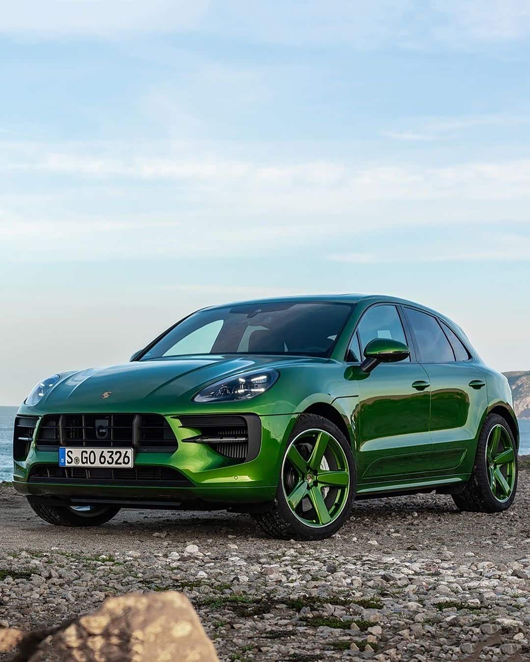 [cp]性能小胖子保时捷macan gts,两款颜色颜色不错