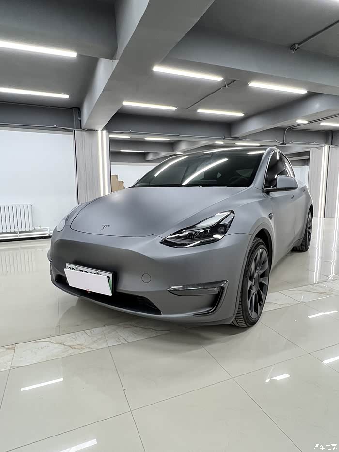 特斯拉魔豆y四驱长续航