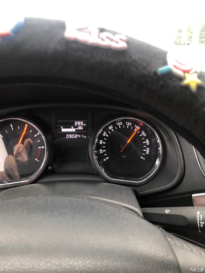 对,开习惯手动还手动舒服,之前4at雪铁龙c3-xr我觉平顺性被我开没说