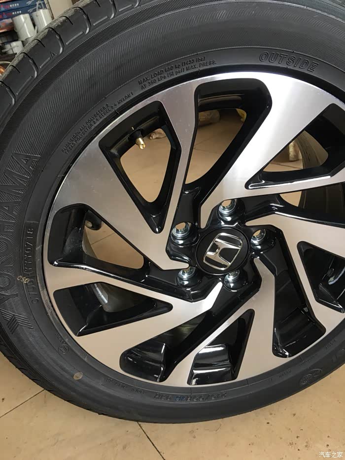 十代思域豪华版16寸轮毂带胎个人拆车诚意出