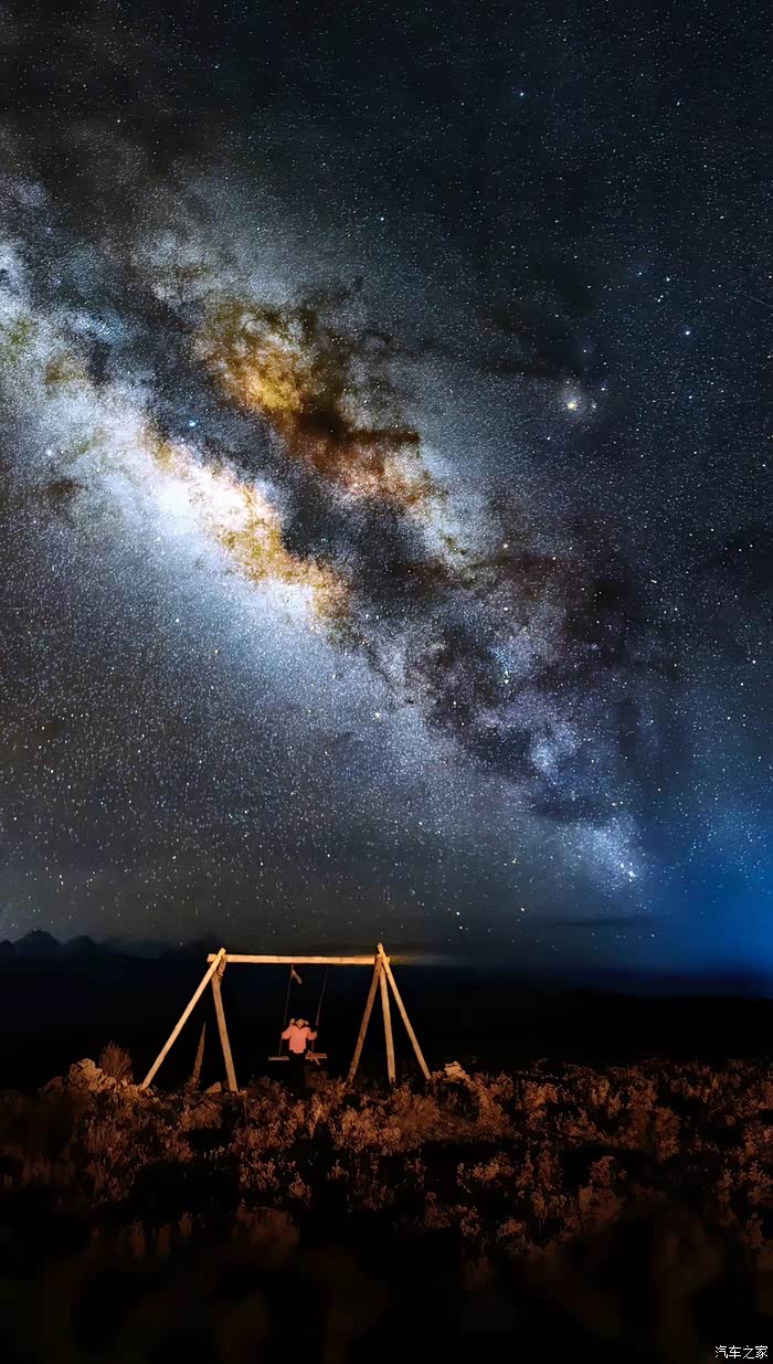 为爱发声驾驶着小欧携所爱之人寻皓月星辰