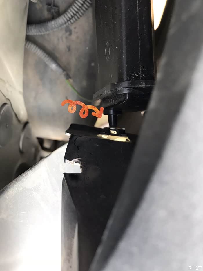 标致307换碳罐和碳罐电磁阀