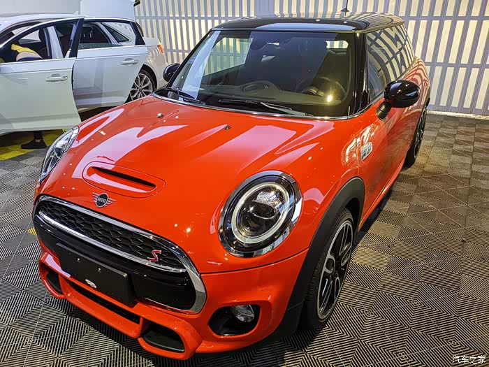 mini cooper辣椒红 烈焰红 胡椒白