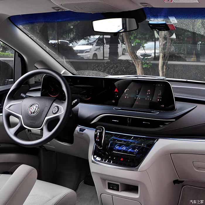 别克gl8652升级653长连屏