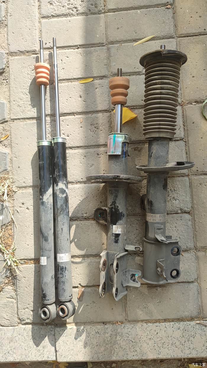 锋驭更换蒙诺减震器多图慎入