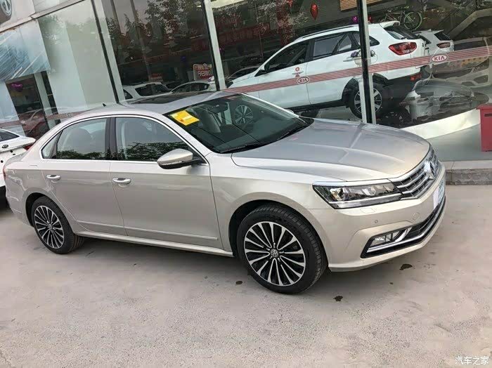 新帕萨特有没有银色的