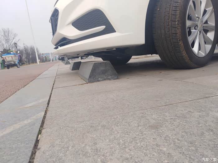 【图】科鲁兹底盘低吗?_科鲁兹论坛_汽车之家论坛