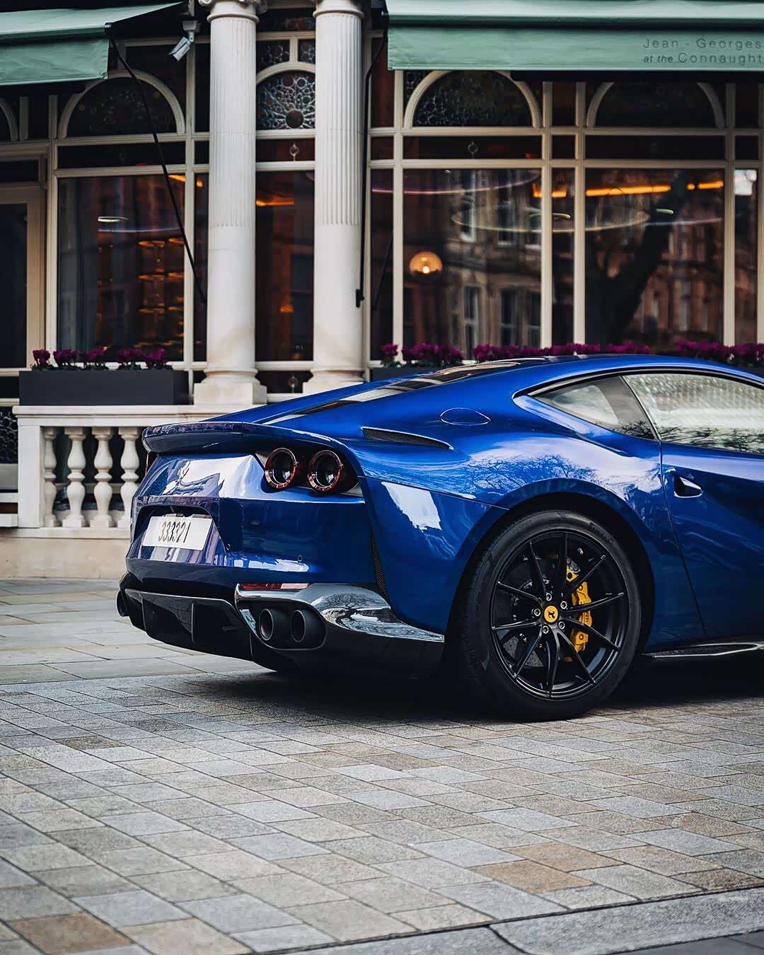 现阶段最爱的法拉利,ferrari 812