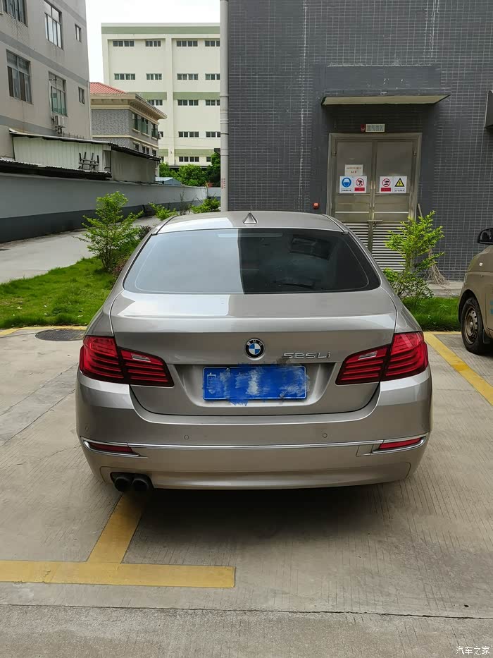 点击:>0|回复:>0宝马5系论坛>个人出售17款525li豪华设计套装>