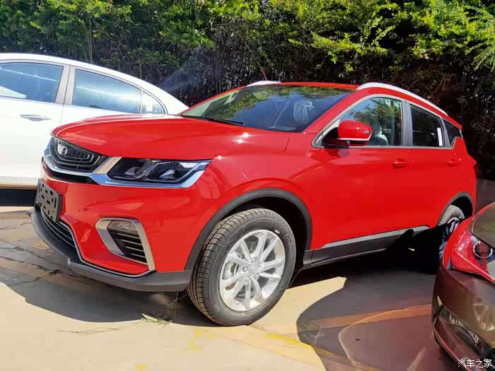 炫目的红色缤越,望生活红红火火