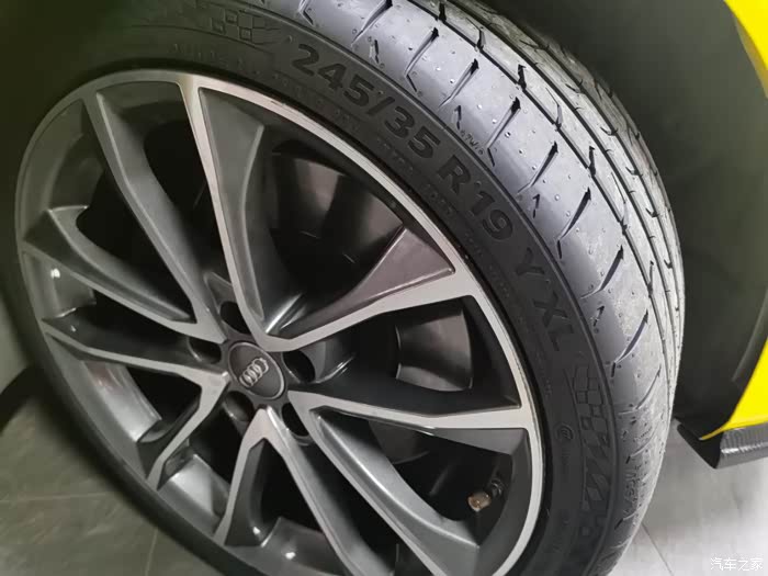 奥迪s4原厂4胎首换新胎用后感分享