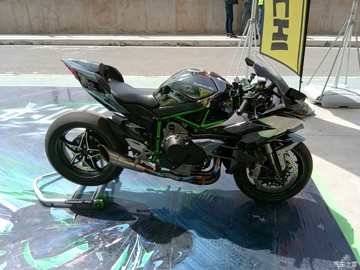 陆地飞行器-实拍川崎h2r