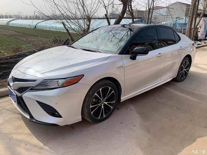 出售19款丰田凯美瑞25双擎混动锋尚版