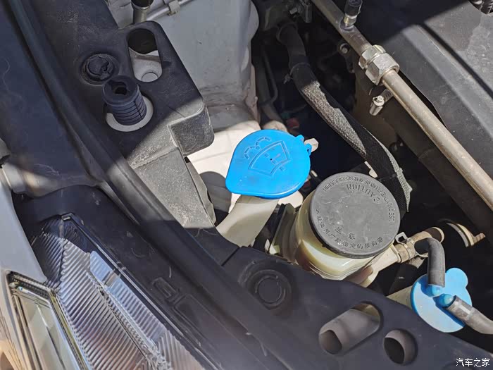 【图】分享爱车爱车小知识自己动手给m6添加玻璃水_哈弗m6论坛_汽车之