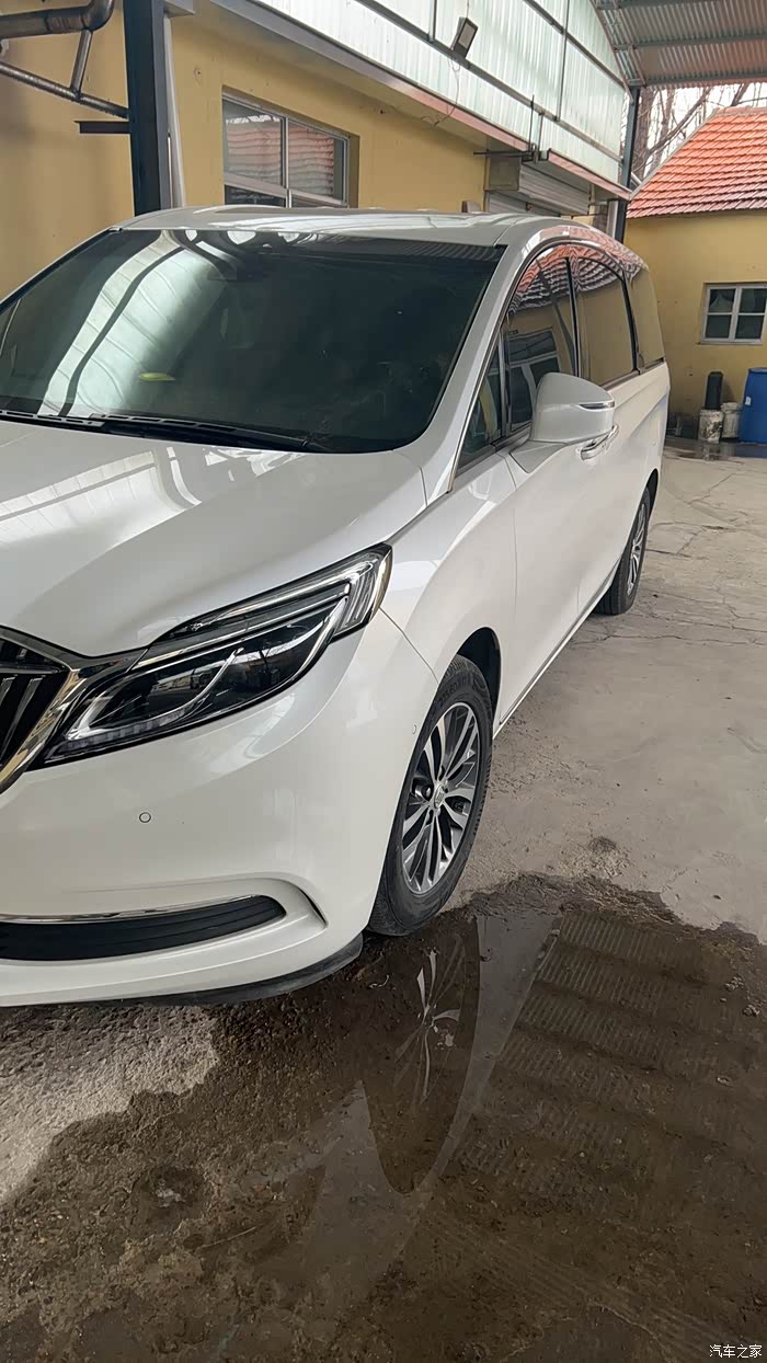 个人出17款gl8es3999款最顶配