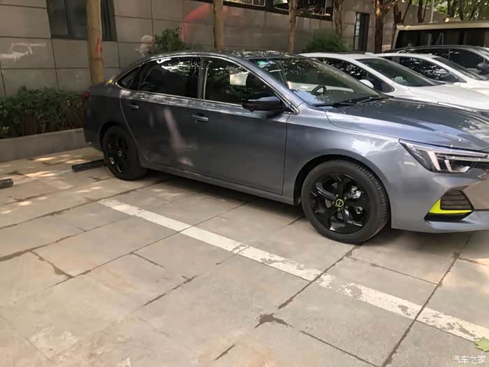 【图】开着我的黑武士真香～_荣威i6/ei6 max论坛_汽车之家论坛