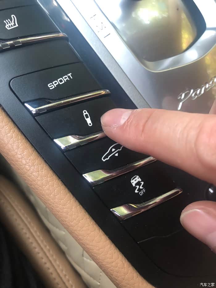 12帕拉梅拉按键问题