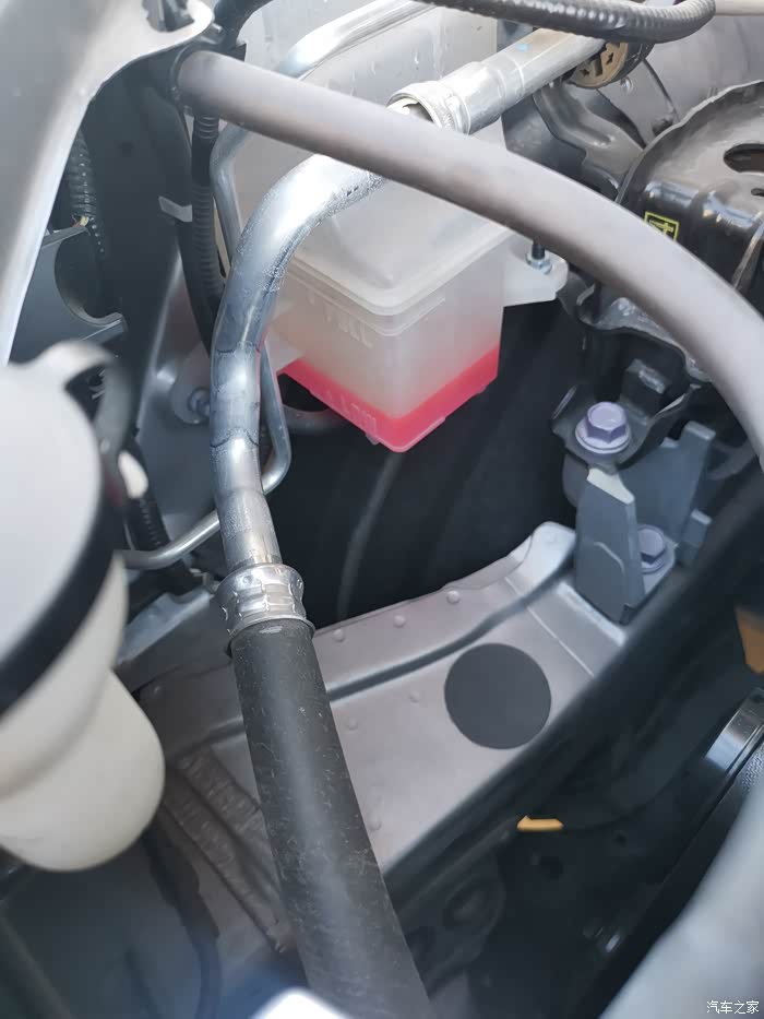 荣放防冻液液位