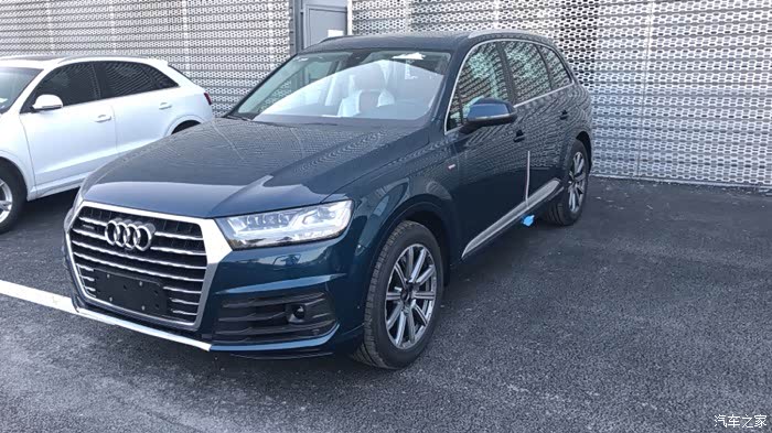 【图】喊了两个月的星际蓝终于到啦 大家要的照片也有了_奥迪q7论坛