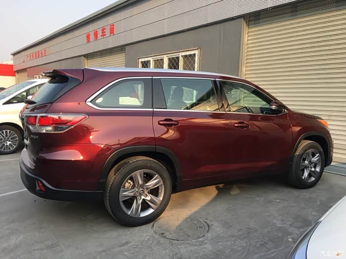 汉兰达红色的车主能发点图片