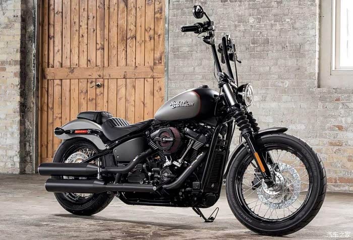 哈雷新款软尾街霸