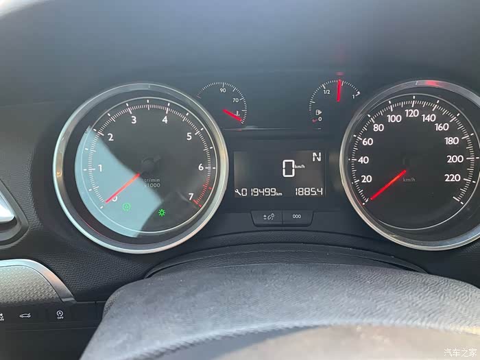 标致408显示扳手啥意思