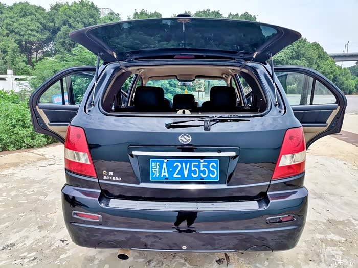 形似而神不似的模仿秀黄海旗胜f1