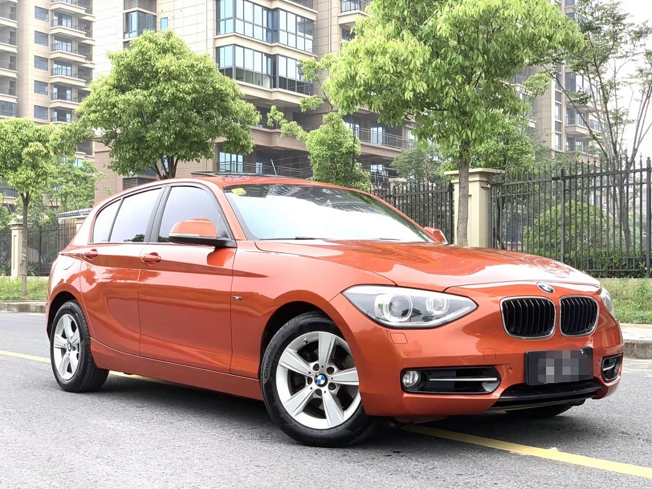 进口宝马118还是原汁原味的后驱两厢小钢炮,更有操控乐趣