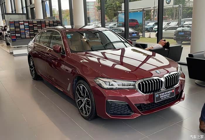 【图】不能发朋友圈之21款曜夜版牛津绿540i_宝马5系论坛_汽车之家