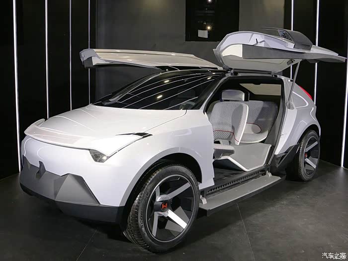 国产10万纯电车设计越来越帅了