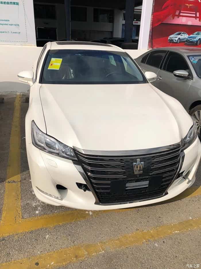 18皇冠白色运动版 7000公里使用心得