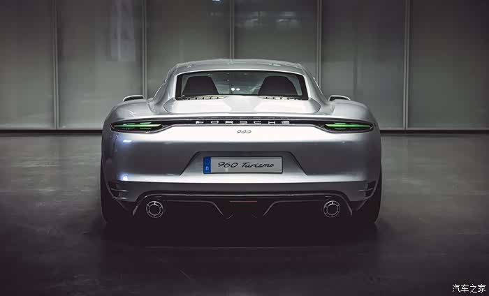 这应该是四门911非常漂亮可以有啊