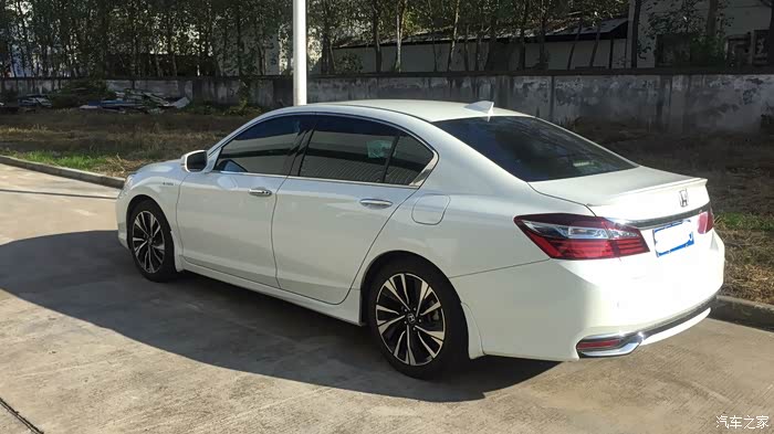 【图】出个人9.5代雅阁混动白色_雅阁论坛_汽车之家论坛