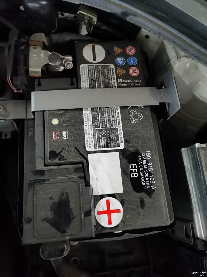 18款朗逸plus蓄电池