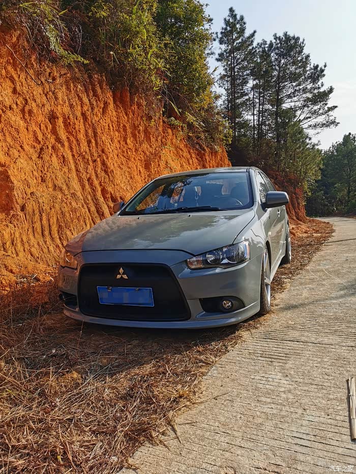 将原来的evo前包换了拉力艺前包