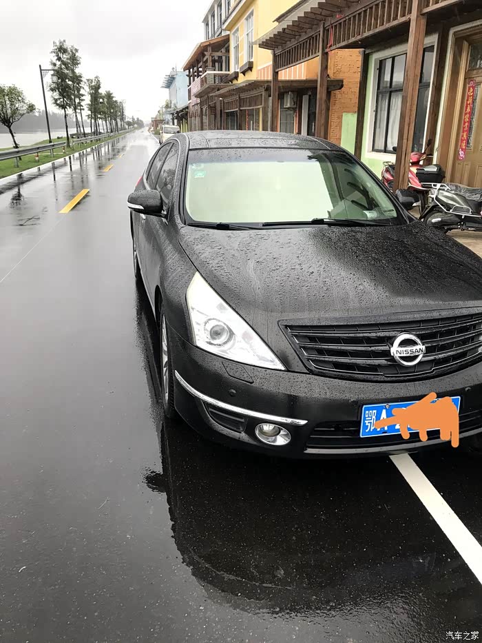 出13年上牌天籁公爵