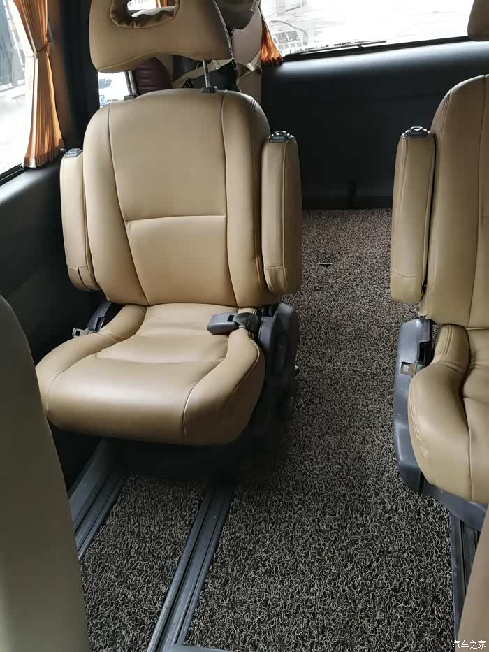 634 | 回复: 11 菱智论坛 2017款m5l舒适版独立座椅改两座连体座椅