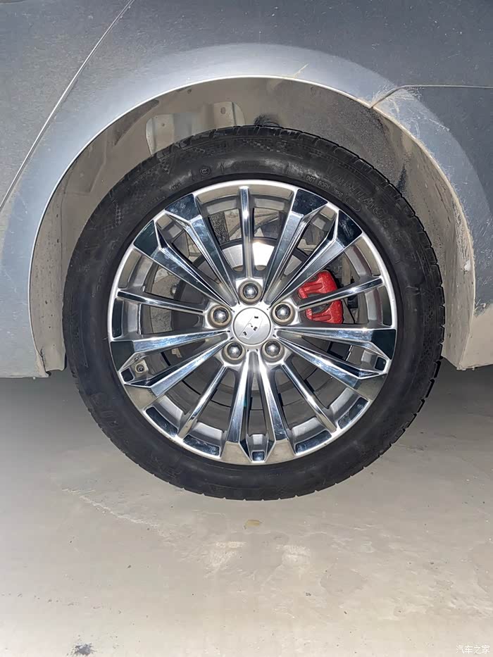 有需要17款凯迪拉克ct6原厂18寸轮毂的吗因改装轮毂拆
