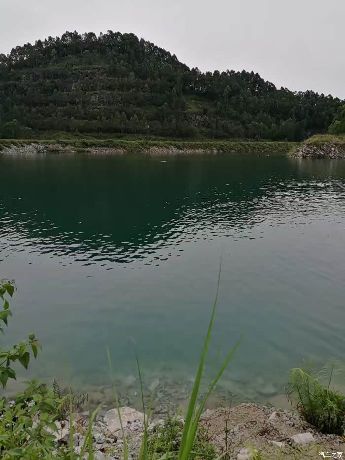 广州白云区天池水库冬泳