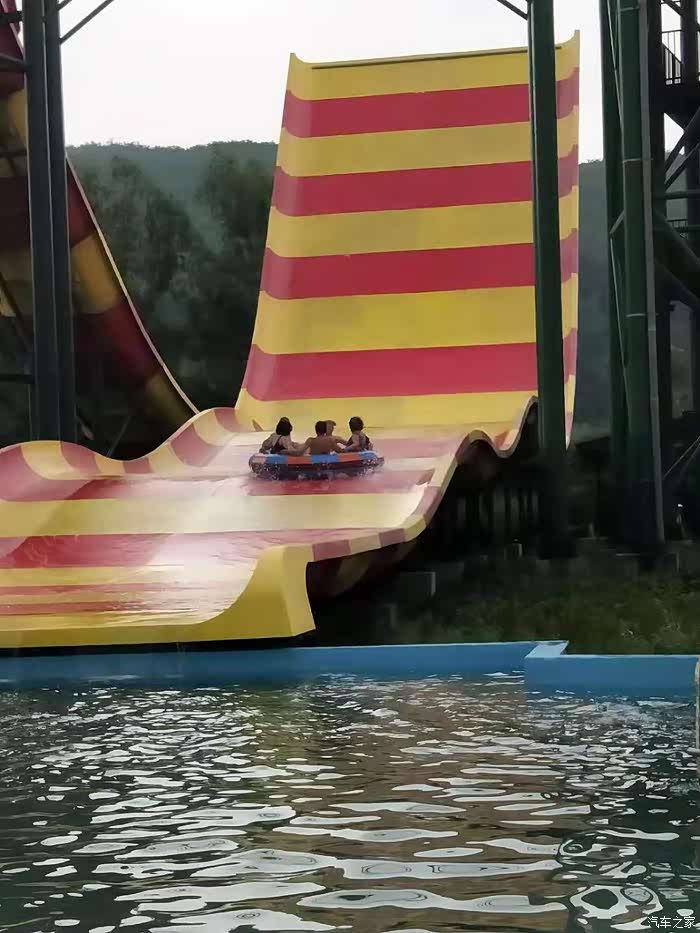 与妹妹的欢乐时光本溪东风湖水上乐园走起