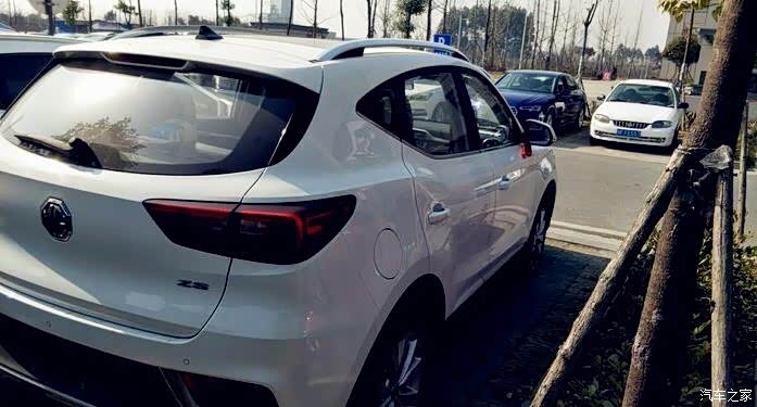 清爽白色名爵zs提车