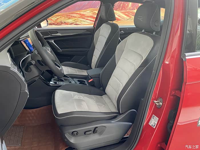 资深大众粉一睹探岳x的风采