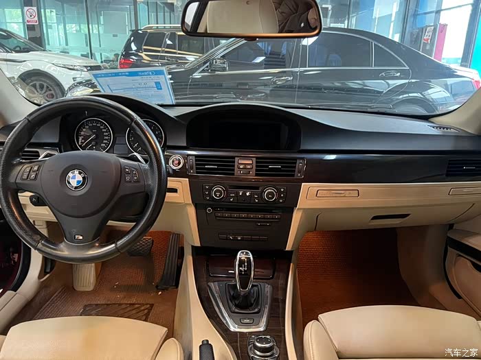 宝马3系进口2011款335i双门轿跑车