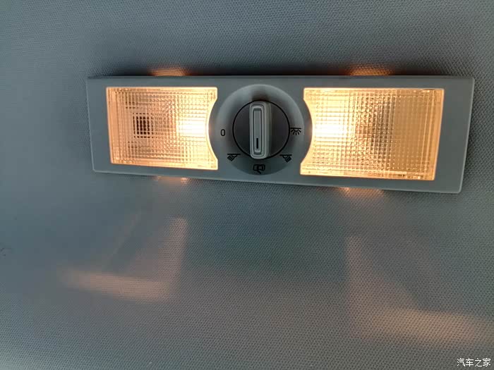 朗逸更换led阅读灯