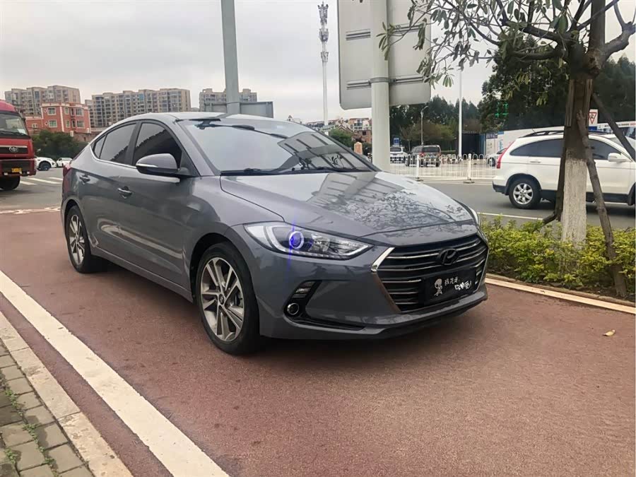 领动这算是第几代伊兰特