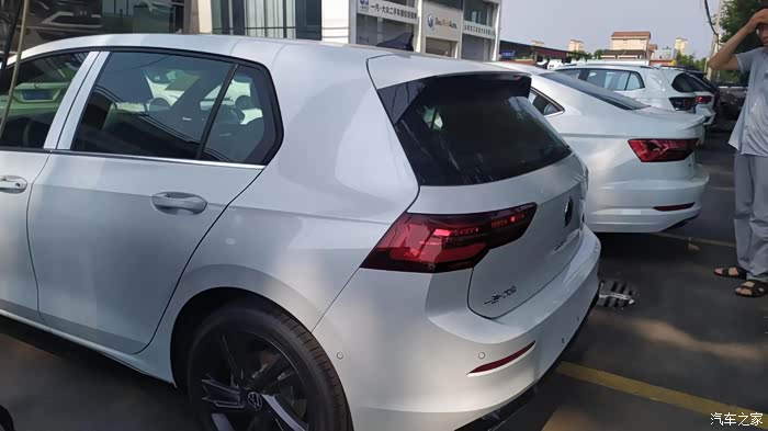 【图】高尔夫第八代珠光白_高尔夫论坛_汽车之家论坛